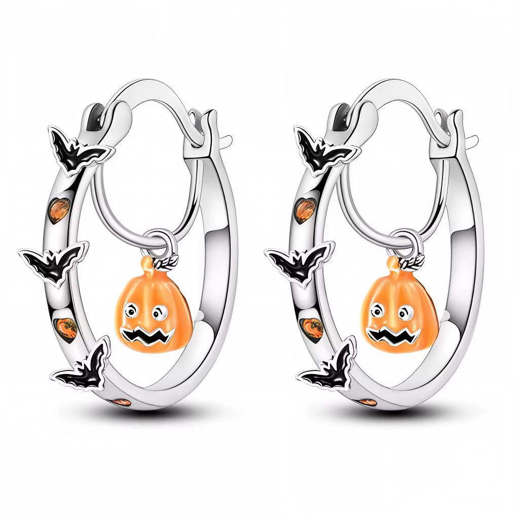 Paire de créoles en argent 925 décorées de chauves-souris émaillées et de petites touches orange, ornées d’un charm citrouille pendante au sourire malicieux. Un bijou festif et ludique, parfait pour apporter une note d’Halloween fun et lumineuse à chaque tenue.
Caractéristiques
– Métal : argent 925
– Design : créoles avec motifs chauves-souris et charm citrouille émaillée
– Type : boucles d’oreilles créoles à charnière
– Finition : poli miroir et émaux colorés pour un éclat durable