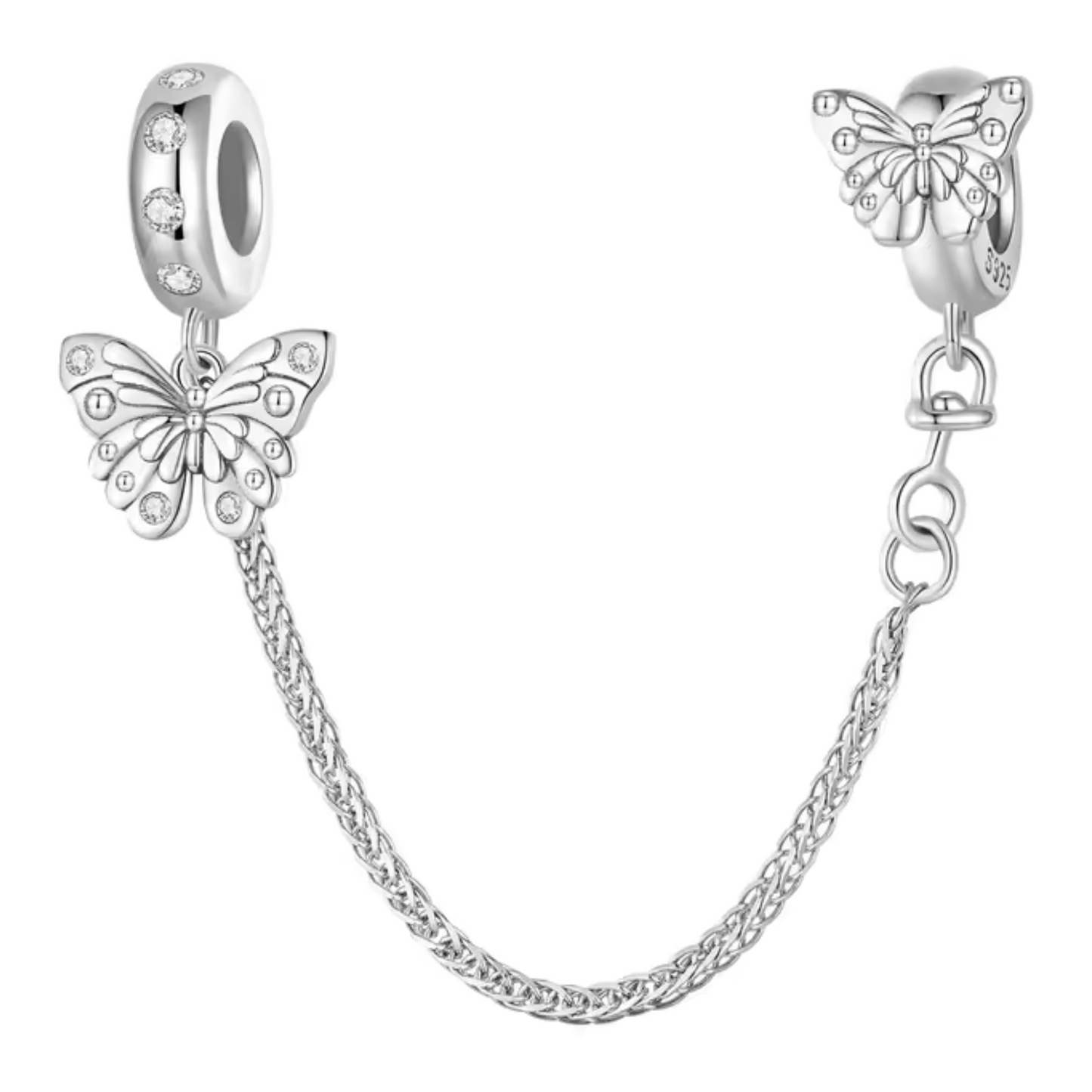 Apportez une touche de légèreté et de liberté à votre bracelet avec cette magnifique chaîne de sécurité ornée de deux papillons. Fabriquée en argent 925, cette chaîne présente deux papillons finement sculptés, symbolisant la transformation et la beauté fragile de la nature. Les détails délicats des ailes capturent l'élégance et la grâce de ces créatures volantes.
En plus d’ajouter une note poétique et élégante à votre bijou, cette chaîne de sécurité protège votre bracelet en empêchant les ouvertures accide