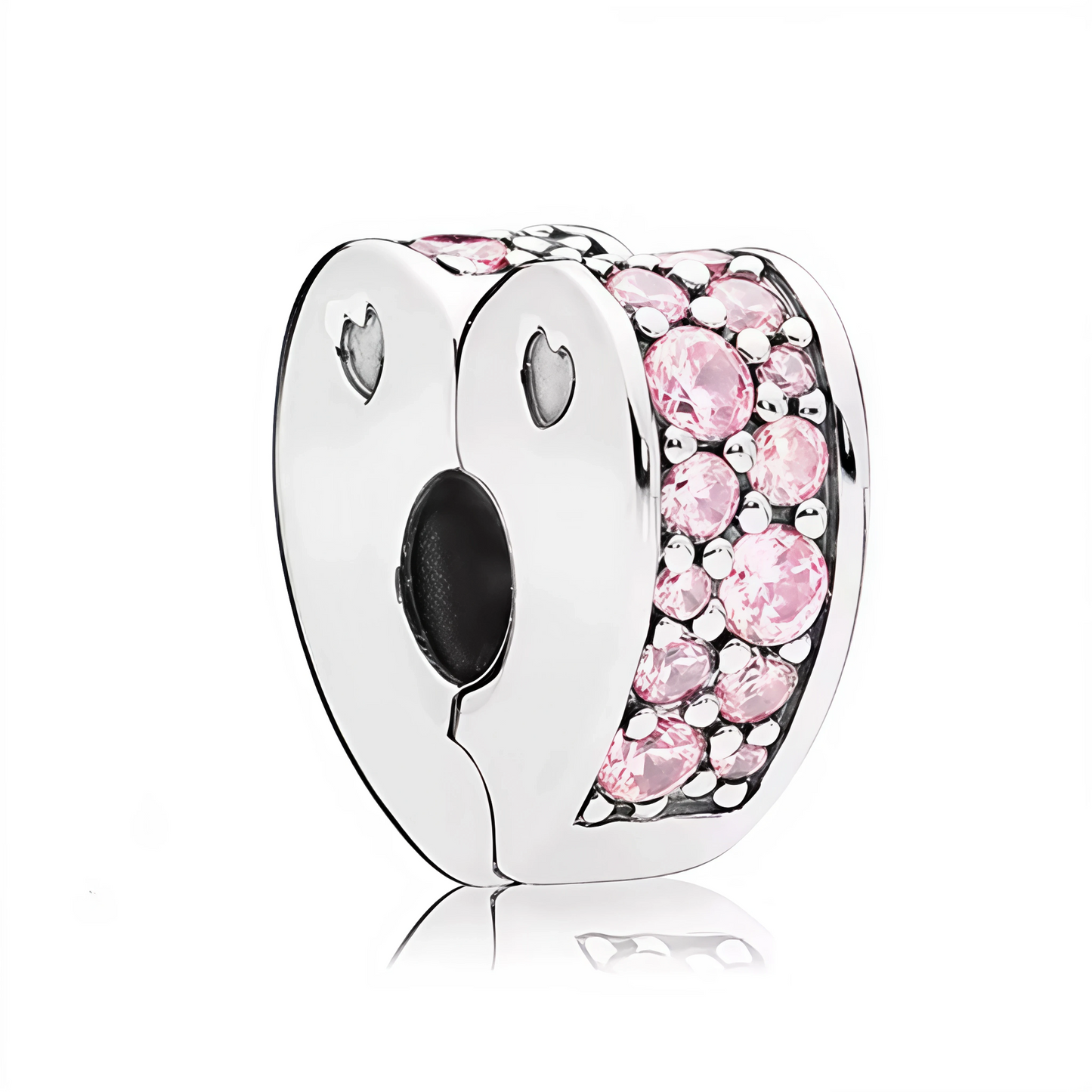 Apportez une touche lumineuse à votre bracelet avec ce charm Clips Cœur Rose. Conçu en argent 925, il est parfait pour sécuriser vos charms tout en ajoutant du style.