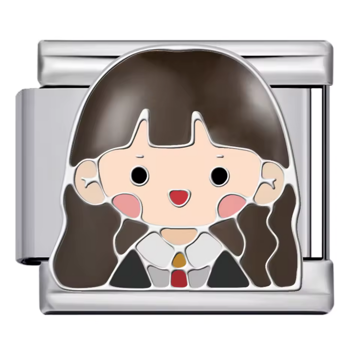 Ce charm italien élégant représente Hermione Granger, l’intelligente et courageuse sorcière de l’univers Harry Potter, reconnaissable à ses cheveux bouclés et son air déterminé. Confectionné en acier inoxydable argenté de haute qualité, il se distingue par des détails finement travaillés et une finition brillante qui séduiront tous les fans de la saga. Facile à fixer, il s’adapte parfaitement à nos bracelets composés de 17 maillons extensibles et réglables, adaptés à tous les poignets. Compatible avec tous