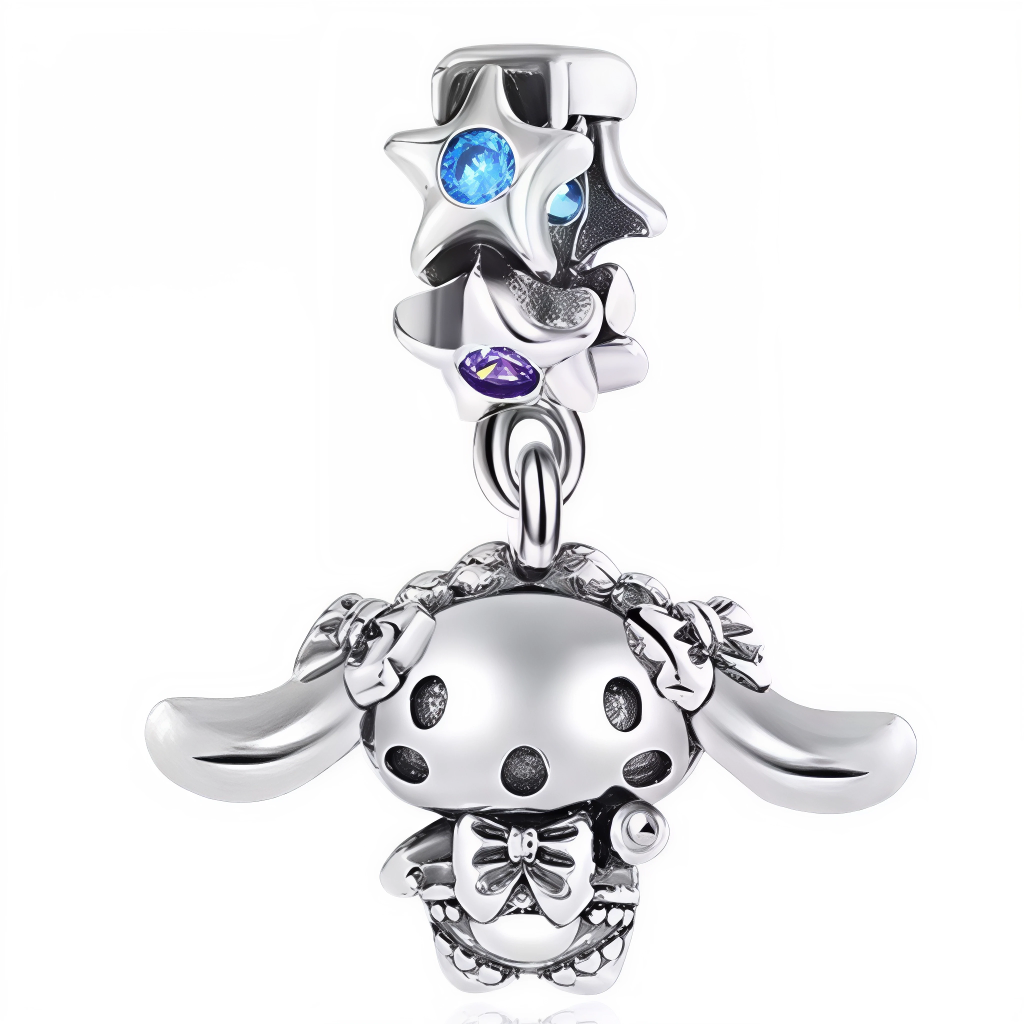 Succombez au charme irrésistible de Cinnamoroll avec ce charm en Argent 925, représentant le petit chiot blanc aux grandes oreilles. Un bijou adorable et raffiné, parfait pour les fans de l’univers Sanrio et les amateurs de style kawaii.
Caractéristiques
– Matière : Argent 925
– Design : Cinnamoroll détaillé avec ses grandes oreilles et son adorable expression
– Coloris : Argenté brillant
– Style : Kawaii, mignon et tendre