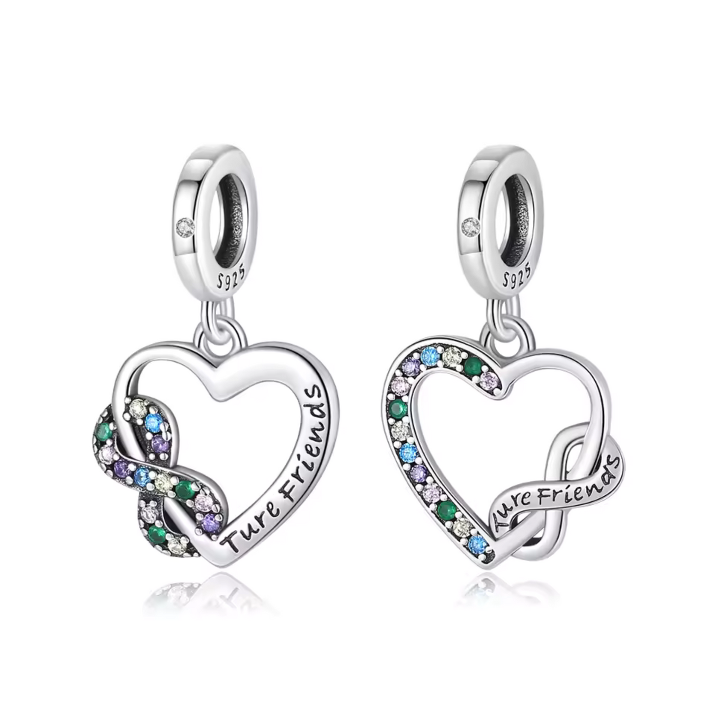 Célébrez l’amitié véritable avec le Lot de 2 Charms Ture Friends. En argent 925, ces charms complémentaires sont parfaits pour deux amis qui souhaitent symboliser leur lien spécial.