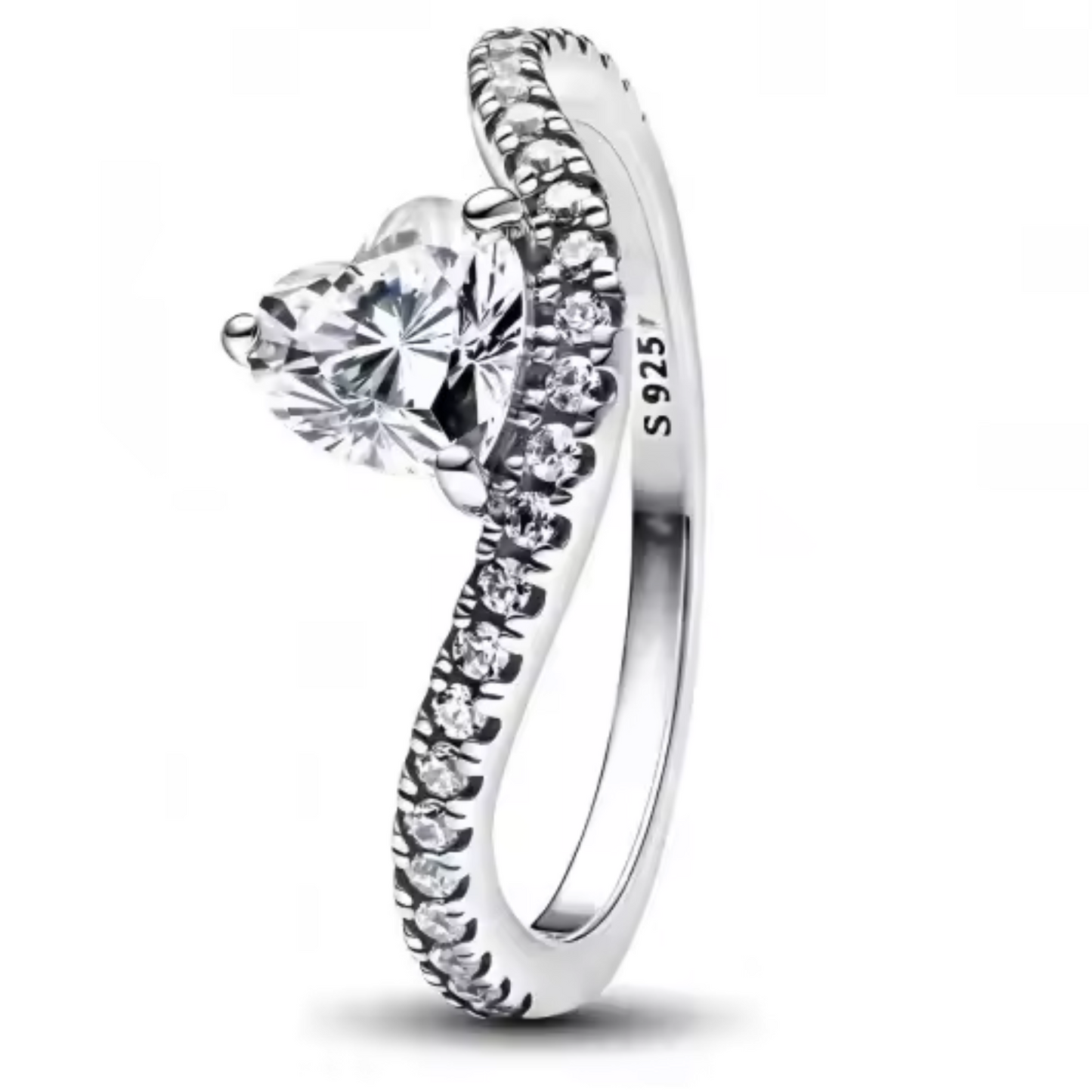 Wavy Paved Heart Ring – 925 Silver and Timeless Elegance