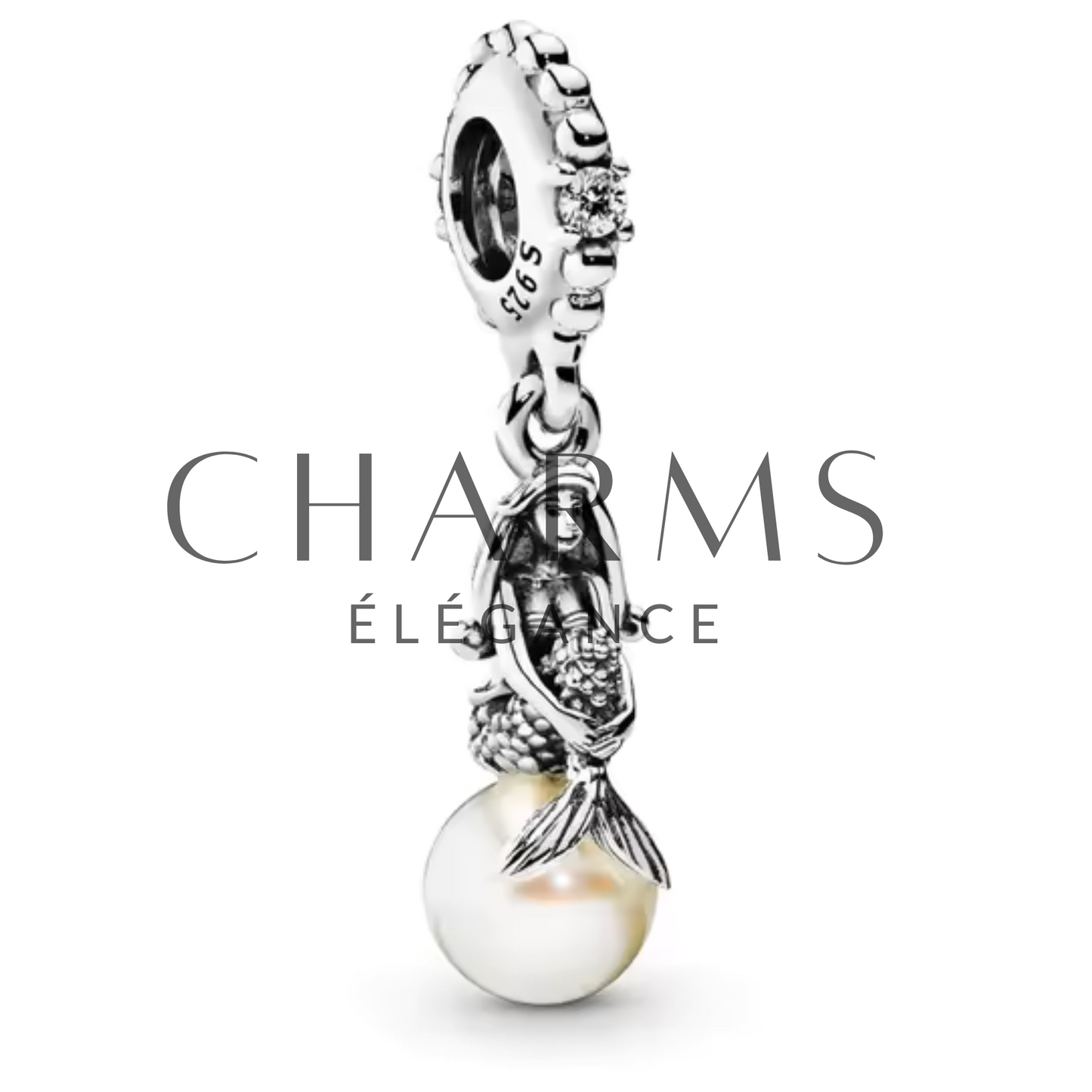 Charm Ariel, La Petite Sirène Assise sur une Perle