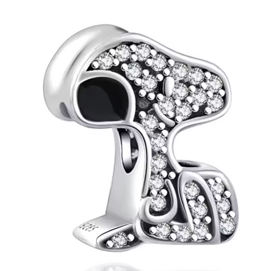 Silberner Snoopy-Charm – Weichheit und Glanz