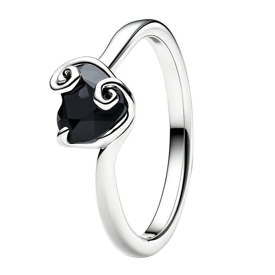 Bague inspirée de Jack Skellington dans L’Étrange Noël de Monsieur Jack. Finement travaillée en argent 925, elle est ornée d’un cristal synthétique noir taillé en forme de cœur, accompagné du visage de Jack sculpté dans le métal. Un modèle gothique et élégant, pensé pour les amateurs de l’univers de Tim Burton.pandora+1

Caractéristiques :

Matière : Argent 925.
Pierre : Cristal synthétique noir en forme de cœur.
Design : Cœur noir serti, avec visage de Jack Skellington sculpté dans le métal.
Style : Disney