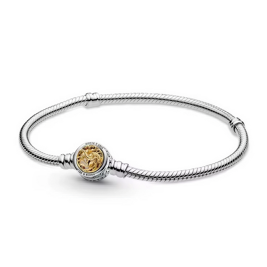 Portez les grandes maisons de Westeros à votre poignet avec ce bracelet en argent 925, orné de détails en émail finement colorés. Chaque segment du bijou évoque une maison emblématique : Stark, Targaryen, Lannister… un hommage subtil et puissant à l’univers de Game of Thrones. Élégant, audacieux et chargé de symboles.