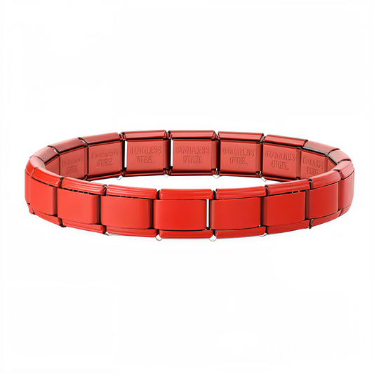 Ce bracelet à charms italien entièrement rouge est composé de 17 maillons en acier inoxydable de haute qualité, offrant confort, résistance et éclat. Entièrement réglable, il s’adapte à toutes les tailles de poignet grâce à son système extensible et ajustable. Personnalisable à volonté, vous pouvez y ajouter ou retirer des charms pour créer un bijou unique. Sa couleur rouge intense et vibrante apporte une touche de caractère et de passion à votre style. Compatible avec tous nos charms italiens, il permet de