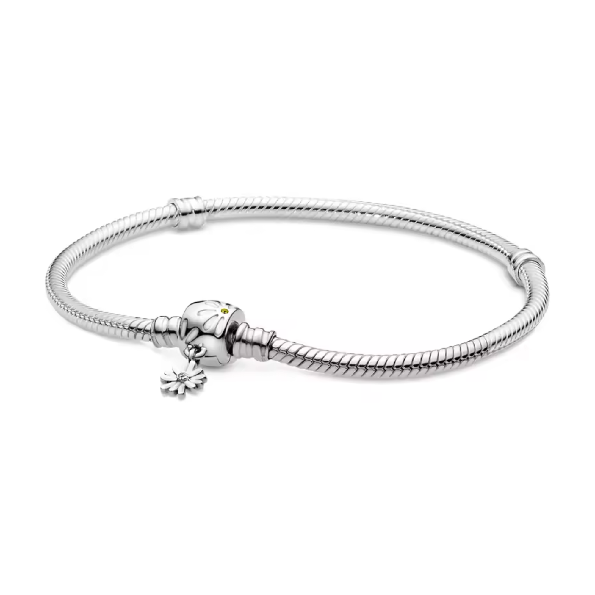Apportez une touche de fraîcheur et de délicatesse à votre look avec ce bracelet orné de magnifiques pâquerettes. Inspiré de la beauté simple et naturelle de cette fleur, ce bijou incarne la pureté et l’élégance, tout en ajoutant une note printanière à votre poignet. Parfait pour les amoureux de la nature et ceux qui apprécient les designs raffinés et intemporels.