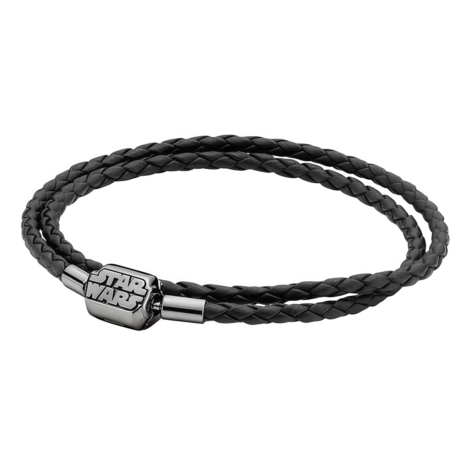 Apporte une touche galactique et stylée à ton poignet avec ce bracelet tressé Star Wars. Inspiré de l’univers culte de la saga, il associe l’esprit des aventures interstellaires à un design tressé moderne et confortable. Un bracelet original et plein de caractère, parfait pour les fans de Star Wars et les accessoires au style affirmé.

Caractéristiques :

- Matière : Argent 925.
- Design : Bracelet inspiré de Star Wars avec finitions soignées.
- Dimensions : Taille confortable et agréable à porter.
- Style 