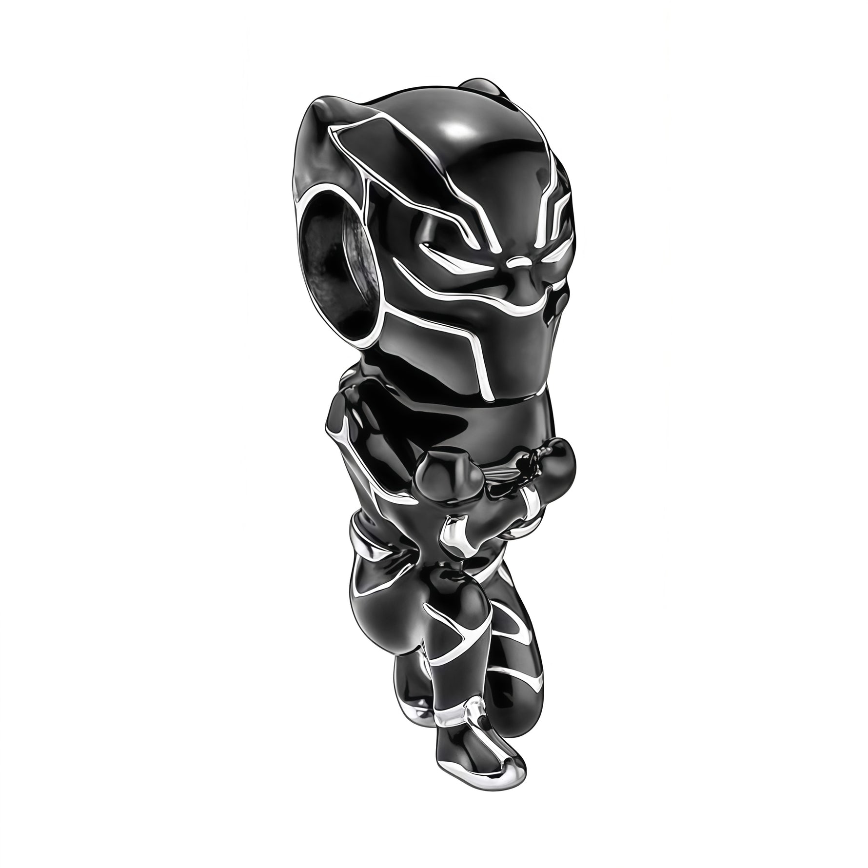 Apporte une touche puissante et élégante à ton bracelet avec ce charm Black Panther. Inspiré de l’univers Marvel, ce bijou en argent 925 met en valeur le roi de Wakanda dans une pose emblématique, avec des détails noirs et argentés pour un rendu à la fois sobre et spectaculaire. Un charm original et plein de caractère, parfait pour les fans de Black Panther et des pièces symboliques.

Caractéristiques :

- Matière : Argent 925 avec détails en résine façon émail noire.
- Design : Black Panther avec finitions