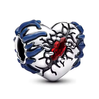 Ajoutez une touche de mystère et de nostalgie à votre collection avec ce charm Cœur&nbsp; inspiré de Stranger Things. Fabriqué en résine brillante et détaillé avec soin, ce charm représente un cœur, évoquant l'ambiance intrigante de la série. Son éclat symbolise les liens forts et les aventures surnaturelles des personnages, parfait pour les fans qui souhaitent montrer leur passion pour l'univers fantastique des années 80. Compatible avec les bracelets Pandora, ce charm apportera une note captivante et dyna