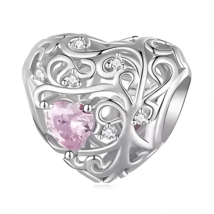 Ce charm en forme de cœur est réalisé en métal argenté poli et entièrement ajouré de volutes fines qui s’entrelacent comme des lianes. Au centre, un cristal facetté en forme de cœur rose pâle capte la lumière, accompagné de plusieurs petits cristaux blancs sertis dans les courbes du motif pour un rendu très lumineux.

Caractéristiques :

-Matière : Métal argenté brillant avec cristaux rose clair et transparents.
-Design : Cœur bombé ajouré de motifs filigranés, pierres serties dans les arabesques.
-Coloris 