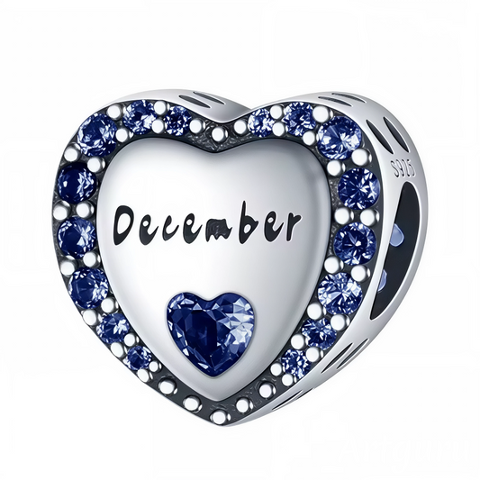 Accueillez décembre avec ce charm en argent 925 en forme de cœur, délicatement orné d’un contour de strass bleu foncé éclatants. Au centre, l’inscription « December » est gravée avec élégance, sublimée par une pierre bleu foncé en forme de cœur qui symbolise la profondeur et la sérénité hivernale. Un bijou parfait pour célébrer un anniversaire de décembre ou offrir un cadeau raffiné et chargé de sens.