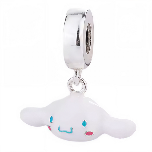 Apportez une touche de douceur et de fantaisie à votre collection avec ce charm en Argent 925 représentant le célèbre Cinnamoroll. Un bijou adorable et délicat, parfait pour les fans de l’univers Sanrio.

Caractéristiques
– Matière : Argent 925
– Design : Cinnamoroll mignon et détaillé
– Coloris : Argenté avec finitions délicates
– Style : Kawaii, tendre et ludique