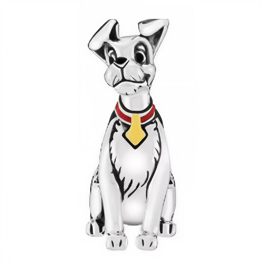 Apportez une touche de romance canaille à votre collection avec ce Charm - Clochard, en argent sterling S925. Inspiré du célèbre personnage de Disney, Clochard de La Belle et le Clochard, ce charm capture son caractère aventurier et loyal. Toujours prêt à défendre ceux qu'il aime, Clochard est un symbole d'affection et de dévotion. Idéal pour les fans de Disney et de cette romance iconique, ce charm est parfait pour rappeler l’amour sincère et inattendu.