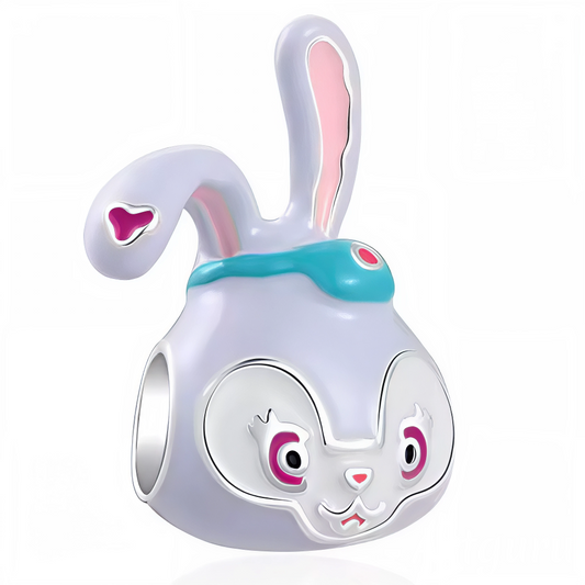 Ajoutez une touche de douceur et de mignonnerie à votre collection avec ce charm en Argent 925 représentant un adorable lapin. Un bijou charmant et tendre, parfait pour les amoureux des animaux et du style kawaii.

Caractéristiques
– Matière : Argent 925
– Design : Lapin mignon et détaillé
– Coloris : Argenté avec détails délicats
– Style : Kawaii, tendre et ludique