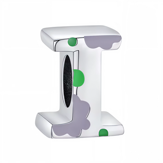 Apportez une touche d’originalité à votre bracelet avec ce charm en forme de lettre "I", réalisé en argent 925 et décoré de taches de couleur dans un style artistique. Un bijou unique et raffiné, parfait pour exprimer votre créativité, votre personnalité ou offrir un cadeau haut en couleur à un être cher.