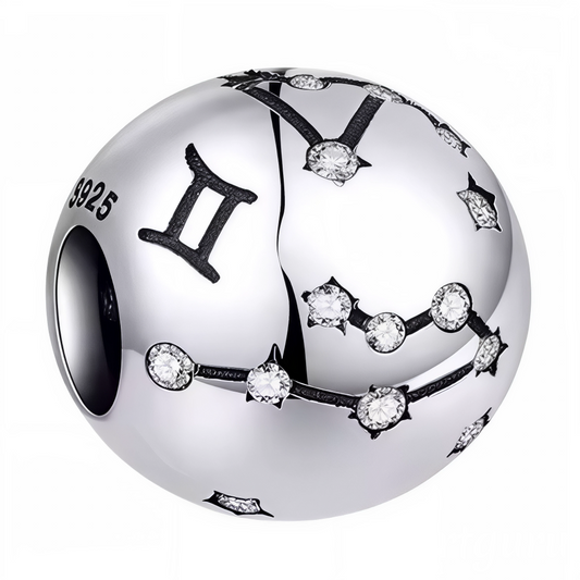 Célébrez la dualité et l’esprit vif des Gémeaux avec ce charm rond en argent 925, finement gravé de la constellation du signe. Ce bijou élégant et symbolique est parfait pour personnaliser votre bracelet ou offrir un cadeau unique à un passionné d’astrologie.