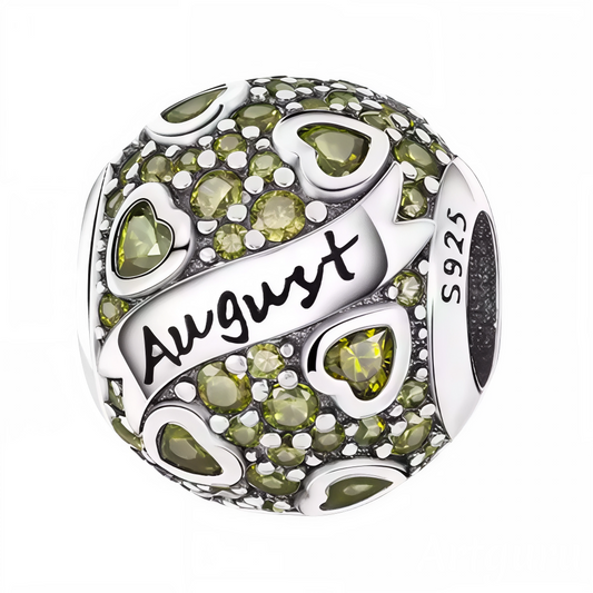 Célébrez votre mois de naissance avec fraîcheur grâce à ce charm rond, orné de strass vert clair scintillants, symbole du mois d’août. Réalisé en argent 925, ce bijou délicat et raffiné est idéal pour personnaliser votre bracelet ou offrir un cadeau significatif à une personne née en août.