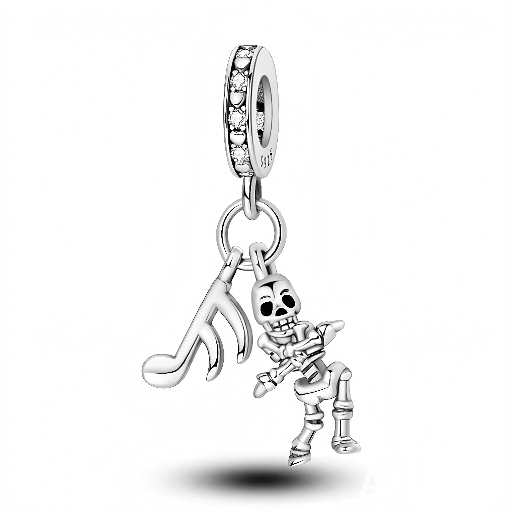 Ce charm pendant en argent 925 met en scène un petit squelette articulé en pleine danse, détaillé des pieds à la tête, qui semble se balancer joyeusement sous la bélière. À ses côtés, une grande note de musique stylisée renforce l’esprit festif du bijou, tandis que la bélière est sertie d’une rangée de zirconias blancs pour apporter une touche de brillance.

Caractéristiques :

-Matière : Argent 925 avec zirconias blancs.
-Design : Squelette dansant accompagné d’une note de musique, suspendus sous une béliè