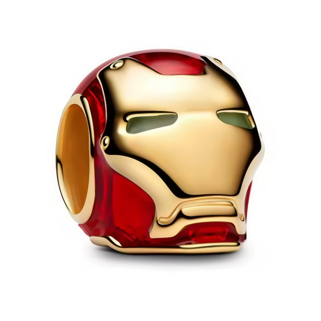 Ce charm pendentif en argent 925 (S925) reproduit le casque iconique d'Iron Man. Il symbolise génie technologique, sacrifice héroïque et innovation sans limites.

Caractéristiques :

Matière : Argent 925 (S925) poli avec émail rouge/or.
Design : Faceplate réaliste, détails circuits internes ciselés, antennes latérales fines version Endgame.
Compatibilité : Compatible avec les bracelets à charms standards (type Pandora, etc.) et chaînes fines.