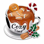 Apportez la douceur et la chaleur de l'hiver à votre collection avec ce charm en argent sterling S925 représentant un délicieux chocolat chaud dans sa tasse, garni de crème fouettée et de petits marshmallows. Ce charm évoque les moments réconfortants passés au coin du feu pendant les froides journées d'hiver, parfait pour les amateurs de gourmandises. Avec ses détails minutieux, ce charm est une véritable célébration des plaisirs simples et chaleureux de la saison.