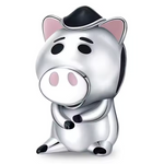 Ce charm bombé en argent 925 capture cochon adorable assis pattes jointes suppliantes, chapeau noir incliné espiègle, yeux grands noirs innocents museau rose doux oreilles roses. Symbole malice fermière tendresse humour rustique.

Caractéristiques

Matière : Argent 925 émail noir rose brillant.
Design : Porcelet chapeau yeux expressifs, bélière intégrée.
Compatibilité : Bracelets colliers thèmes ferme animaux mignons.