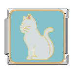 Ce charm italien dépeint un chat blanc pur assis gracieusement, oreilles et queue légèrement relevées sur fond bleu turquoise frais. Parfait pour les amoureux des chats angora-like qui veulent une élégance minimaliste sur leur bracelet à charms italien.