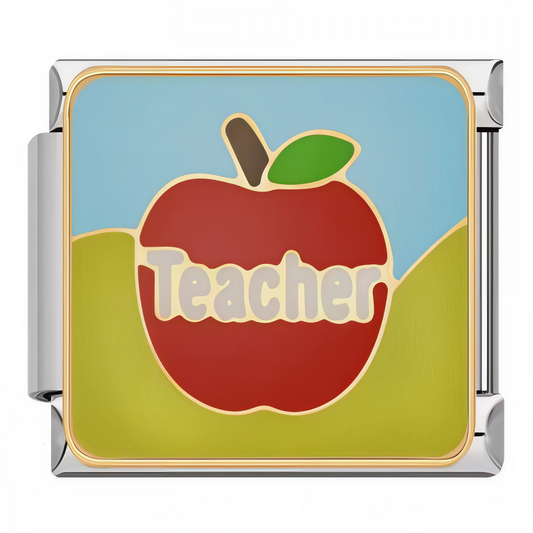 Ce charm italien en acier inoxydable argenté arbore une pomme rouge éclatante ornée de l’inscription "Teacher", symbole classique et intemporel de l’enseignement. Avec son design coloré et évocateur, ce bijou rend hommage aux éducateurs et éducatrices passionnés. Il apporte une touche vive et significative à votre bracelet, parfaite pour exprimer gratitude et admiration. Facile à fixer, il s’adapte à tous nos bracelets italiens composés de 17 maillons extensibles et réglables. Compatible avec l’ensemble de 