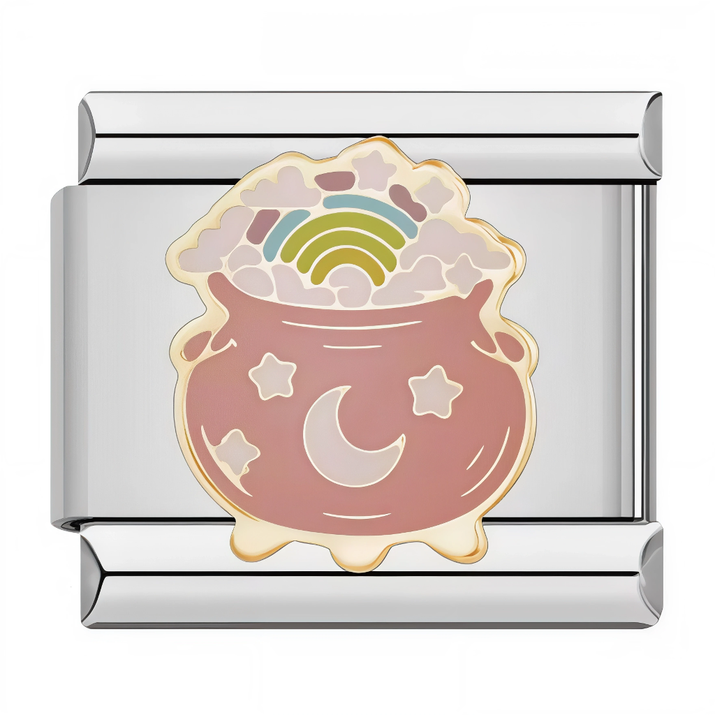 Ce charm italien capture un chaudron enchanté rose rempli de pépites mousseuses débordant d'un arc-en-ciel multicolore, surmonté d'une lune courbée et d'étoiles discrètes pour une vibe magique et féerique. Idéal pour les rêveurs et fans de contes qui veulent distiller chance et couleur sur leur bracelet à charms italien.