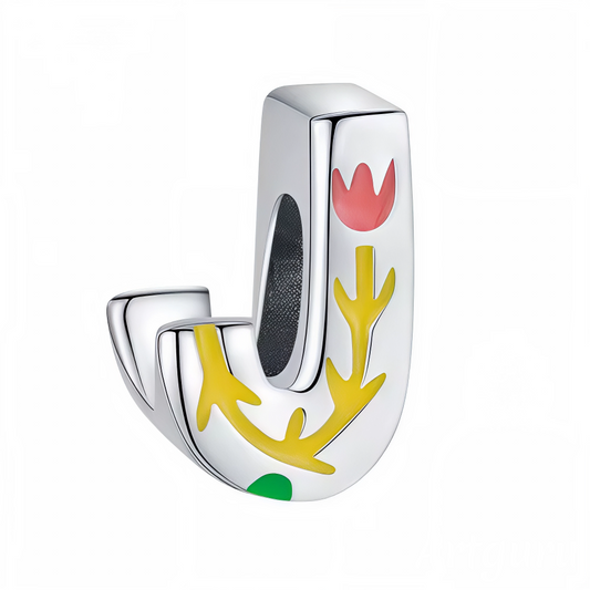 Apportez une touche d’originalité à votre bracelet avec ce charm en forme de lettre "J", réalisé en argent 925 et décoré de taches de couleur dans un style artistique. Un bijou unique et raffiné, parfait pour exprimer votre créativité, votre personnalité ou offrir un cadeau haut en couleur à un être cher.