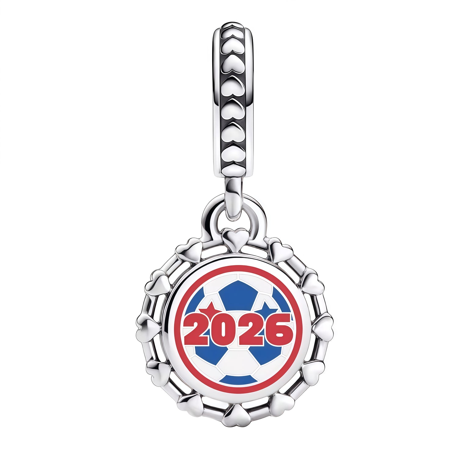 Apporte une touche sportive et éclatante à ton bracelet avec ce charm pendentif ballon de foot 2026 aux couleurs du Panama. Inspiré de l’univers du football, ce bijou met en valeur un ballon stylisé aux couleurs rouge, bleu et blanc, pour un rendu dynamique, moderne et plein de caractère. Un charm original et symbolique, parfait pour les fans de foot et de la sélection panaméenne.

Caractéristiques :

- Matière : Argent 925 avec détails en émail coloré.
- Design : Ballon de foot en version pendentif aux cou
