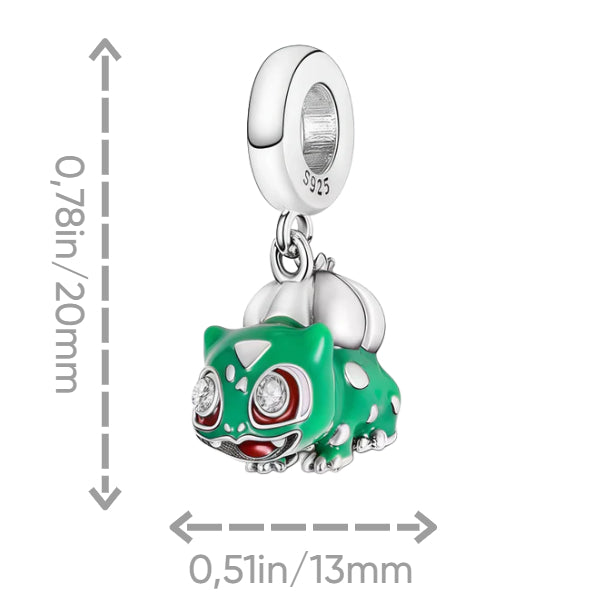 Ajoutez une touche de nature et de tendresse à votre collection de bijoux avec ce charm pendentif en argent 925 représentant Bulbizarre, le petit Pokémon plante au charme unique. Symbole de croissance et d’harmonie, ce bijou finement travaillé est parfait pour les amoureux de la nature et les fans de pièces originales et pleines de caractère.