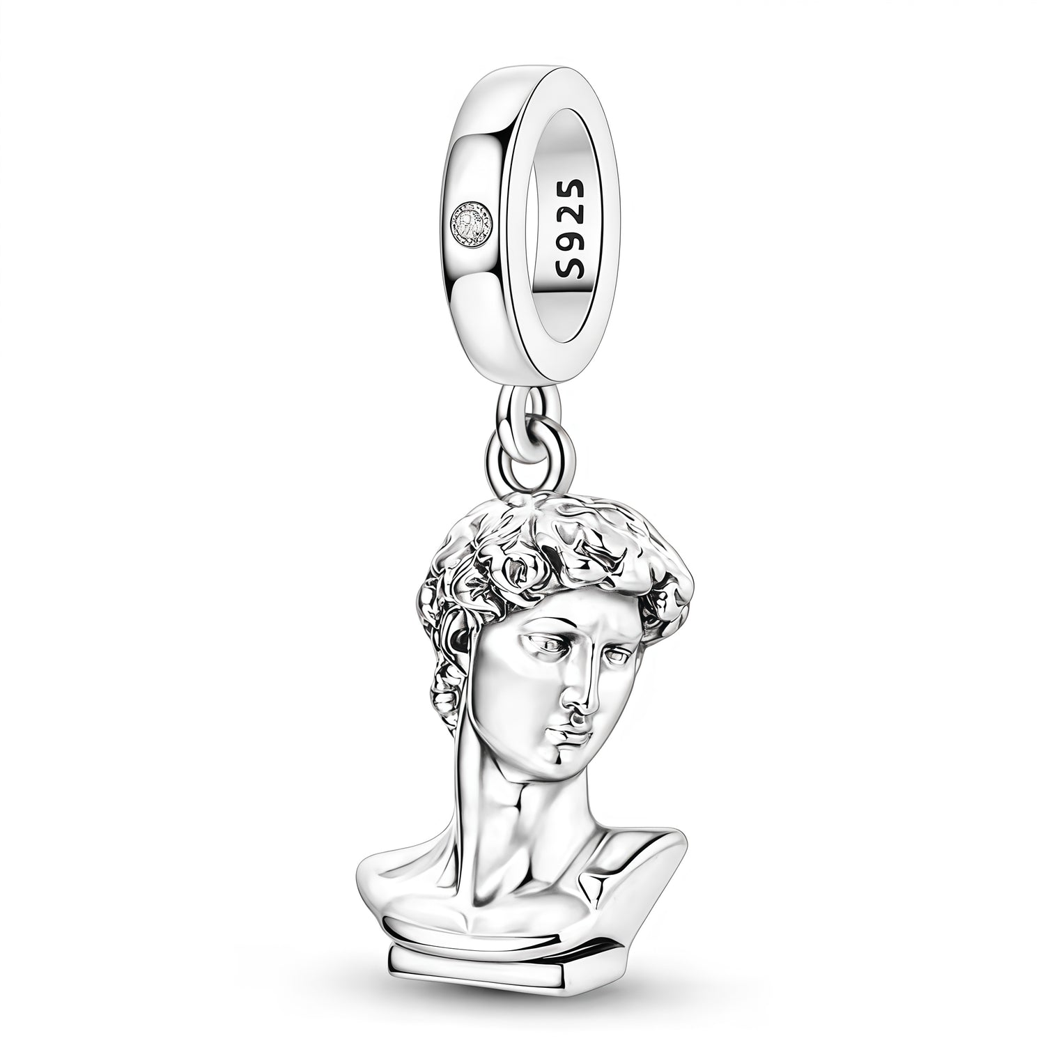 Charm pendentif raffiné représentant un buste de style classique, inspiré de l’art antique. Son design épuré et élégant apporte une touche artistique et intemporelle à votre bracelet, parfait pour les amateurs d’esthétique sculpturale.

Caractéristiques :

- Matière : Argent 925.
- Design : Buste classique avec finition polie et détails sculptés.
- Style : Artistique, élégant et intemporel.
- Symbolique : Beauté, culture, art et sophistication.
- Compatibilité : Charm pendentif compatible avec bracelets et 