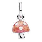 Ce charm délicat en argent 925 capture un champignon féerique au chapeau irisé et pailleté, orné de trois points blancs nacrés, invitant à un univers magique et ludique plein de fantaisie automnale.

Caractéristiques :

Composition : Argent sterling 925 poli, chapeau en émail&nbsp; translucide avec effet paillettes et perles blanches brillantes pour un rendu chatoyant.
Esthétique : Tige fine élancée et chapeau bombé texturé, boucle supérieure discrète pour fixation aisée.
Finition : Émail multicouche haute 