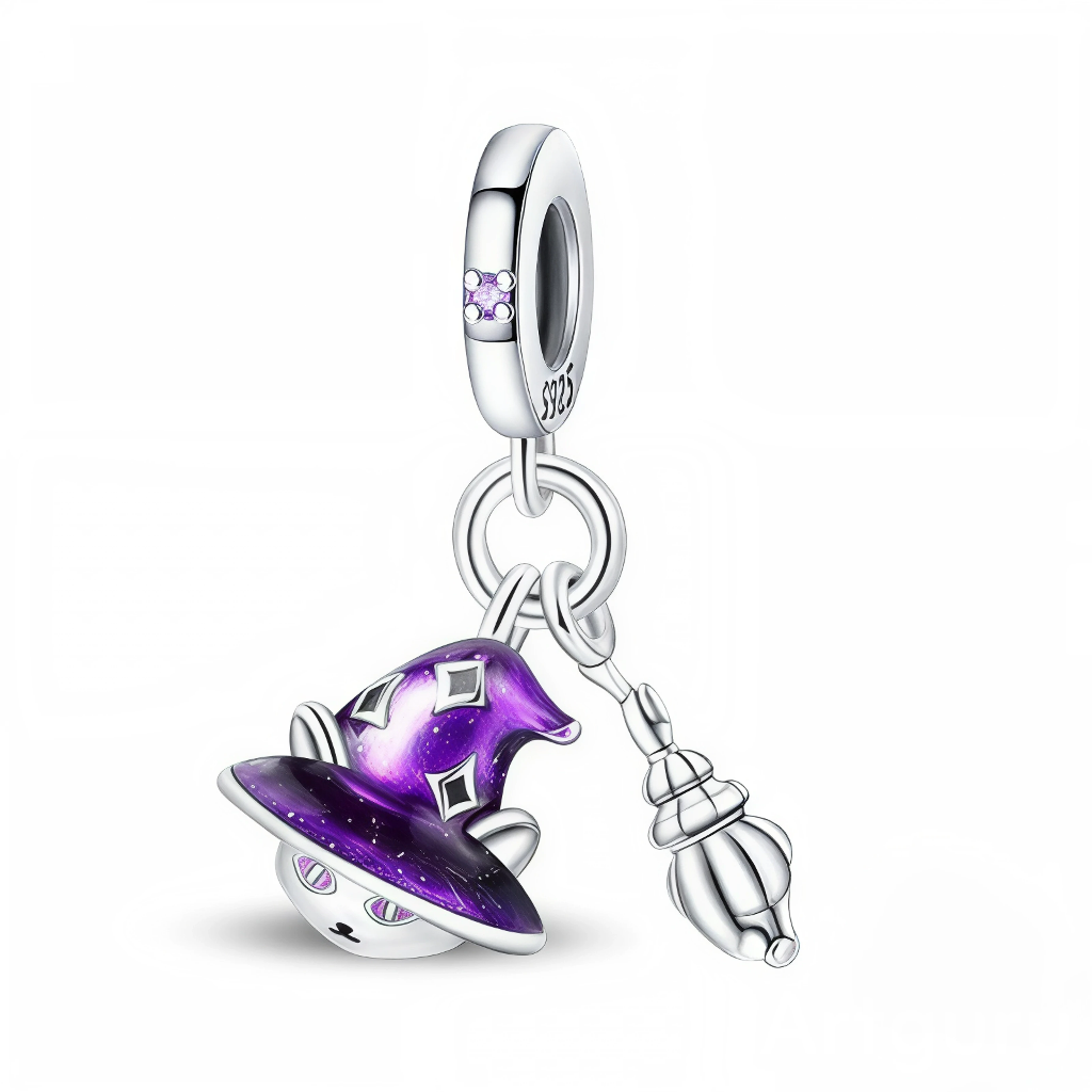 Ce charm pendentif en argent met en scène un adorable petit chat caché sous un grand chapeau de sorcier violet galaxie, décoré de motifs losanges argentés. À ses côtés pend un balai magique finement détaillé, tandis que la bélière est ornée d’un petit cercle de cristaux violets, idéal pour célébrer Halloween ou simplement son côté mystique et joueur.