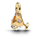 Apporte une touche sportive et élégante à ton bracelet avec ce charm coupe de sport. Son design inspiré des récompenses sportives symbolise la victoire, la performance et le dépassement de soi, tout en ajoutant une note raffinée à ta collection. Un bijou simple et symbolique, parfait pour les passionnés de sport ou pour célébrer une belle réussite.

Caractéristiques :

-&nbsp;Matière : Argent 925.
-&nbsp;Design : Coupe de sport avec finition brillante et détails soignés.
-&nbsp;Dimensions : Taille délicate 