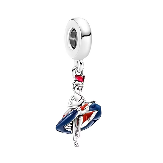 Faites entrer l'esprit du cabaret dans votre collection avec ce charm Danseuse de French Cancan ! Fabriqué en argent S925, ce charm exquis capture l'élégance et la vivacité d'une danseuse emblématique, vêtue de son tutu coloré et prête à enflammer la scène. Parfait pour les amateurs de danse et de culture française, ce charm ajoutera une touche de glamour et de dynamisme à votre bracelet. Compatible avec les bracelets Pandora, il est un choix idéal pour exprimer votre passion pour l'art et la performance.