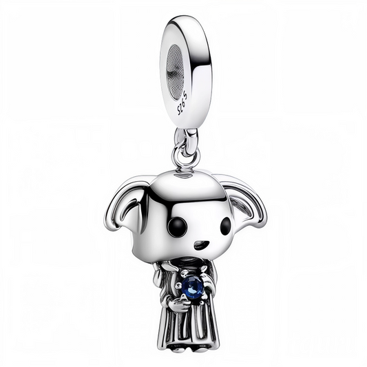 Ajoutez une touche de magie et de loyauté à votre collection avec ce charm pendentif représentant Dobby, le fidèle elfe de maison. Finement réalisé en Argent 925 (S925), ce bijou capture toute la douceur et la détermination de ce personnage emblématique de la saga Harry Potter. Parfait pour les fans souhaitant honorer cet être courageux et attachant.