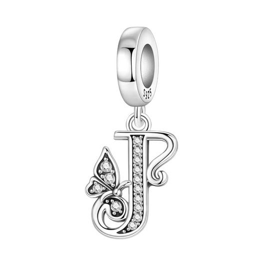 Exprimez votre élégance et votre personnalité avec ce charm pendentif en argent 925 représentant la lettre "J" stylisée dans un design raffiné. La lettre est ornée de strass scintillants qui ajoutent une touche de brillance délicate, accompagnée d’un petit papillon argenté symbolisant légèreté et liberté. Un bijou chic et sophistiqué, parfait pour personnaliser votre bracelet ou offrir un cadeau significatif.