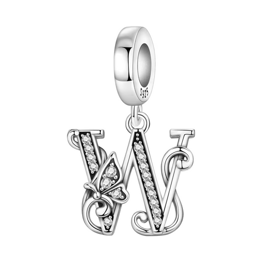 Ajoutez une touche d’élégance personnalisée à votre bracelet avec ce charm pendentif en argent 925 représentant la lettre "W". Ornée de strass scintillants et accompagnée d’un délicat papillon argenté, cette création symbolise la légèreté et la beauté du détail. Un bijou raffiné, parfait pour affirmer son style ou offrir un cadeau plein de signification.