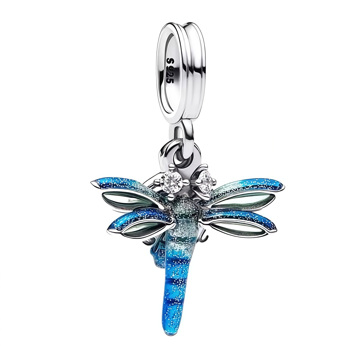 Apporte une touche de légèreté et d’élégance à ton bracelet avec ce charm en argent sterling 925 représentant une délicate libellule aux nuances bleues et argentées. Son design aérien et raffiné évoque la liberté, la nature et la transformation, tout en ajoutant une note lumineuse et poétique à ton style. Un bijou fin et enchanteur, parfait pour celles qui aiment les détails subtils et symboliques.

Caractéristiques :

- Matière : Argent 925.
- Design : Libellule bleue et argent détaillée, finition brillant