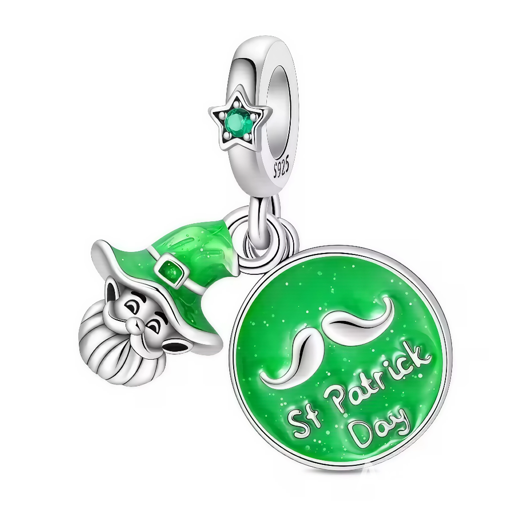 Ce charm double pendentif capture l’esprit festif de la Saint‑Patrick avec un lutin espiègle au chapeau vert pailleté et barbe blanche, accompagné d’une médaille ronde verte arborant une moustache blanche et l’inscription « St. Patrick’s Day ». Une petite étoile verte à cristal complète l’ensemble pour une touche de magie chanceuse. Symbole joyeux du folklore irlandais, il invite à célébrer la chance et la tradition avec humour et éclat.

Caractéristiques :

Matière : Argent 925 (S925) gravé « S925 », émail