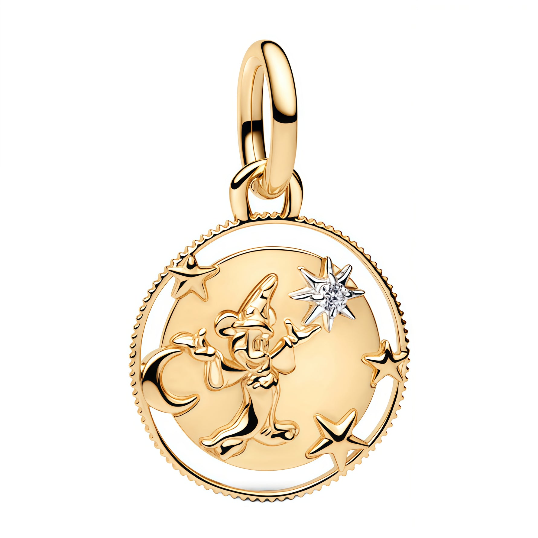 Charm pendentif féerique représentant Mickey en magicien, avec un design lumineux et plein de magie. Son allure iconique entourée d’étoiles et de détails raffinés apporte une touche enchantée à votre bracelet, parfaite pour les fans de Disney et des univers fantastiques.

Caractéristiques :

- Matière : Argent 925.
- Design : Mickey magicien avec chapeau, étoiles et détails scintillants.
- Style : Disney, féerique et iconique.
- Symbolique : Magie, rêve, imagination et univers Disney.
- Compatibilité : Char
