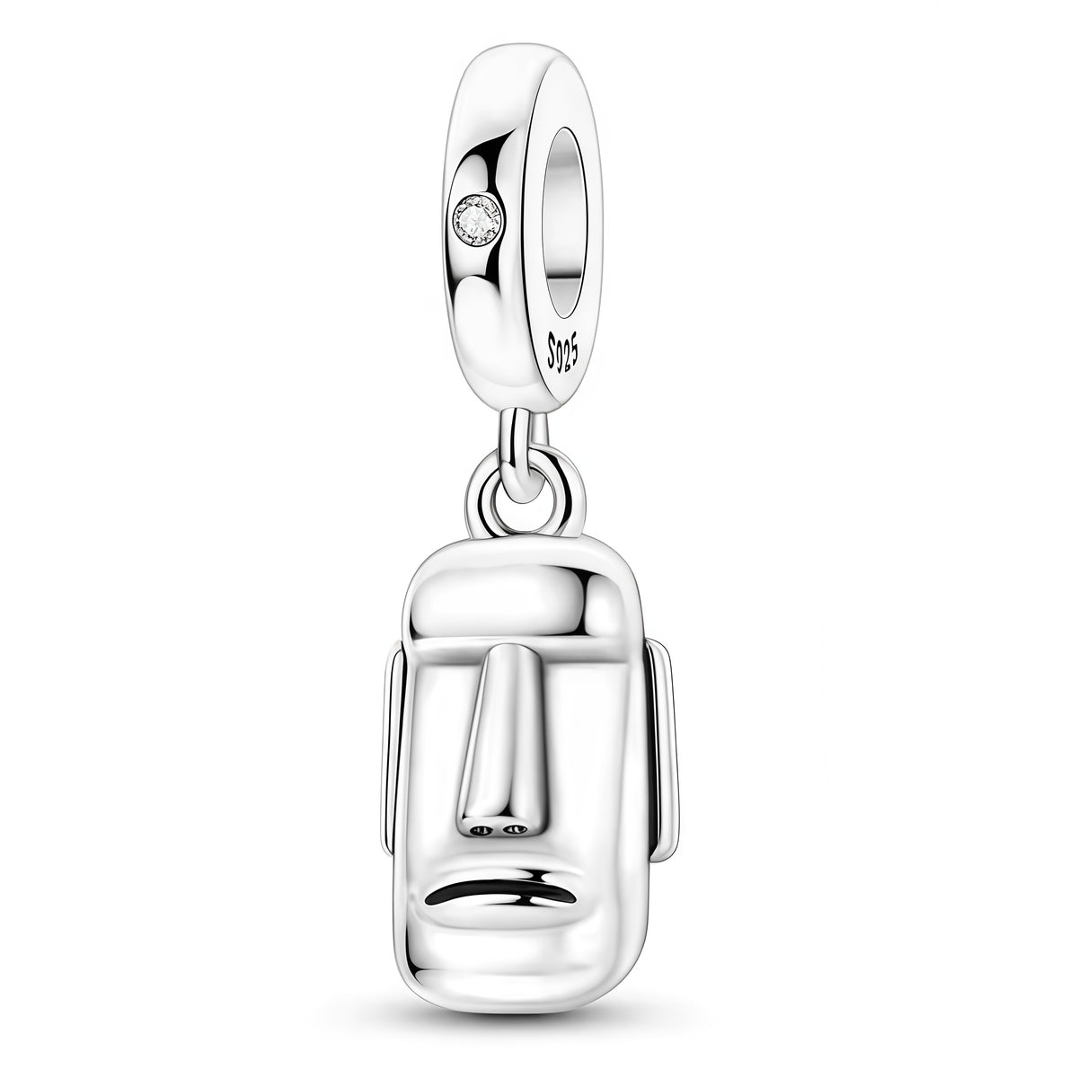 Charm pendentif original représentant une tête de Moai, inspirée des célèbres statues monumentales de l’île de Pâques. Finement travaillé en argent 925, son design minimaliste et reconnaissable apporte une touche exotique et mystérieuse à votre bracelet ou collier.

Caractéristiques :

- Matière : Argent 925.
- Design : Tête de Moai stylisée avec des traits caractéristiques.
- Style : Original, mystérieux et intemporel.
- Symbolique : Force, héritage, protection, sagesse et mystère.
- Compatibilité : Charm 