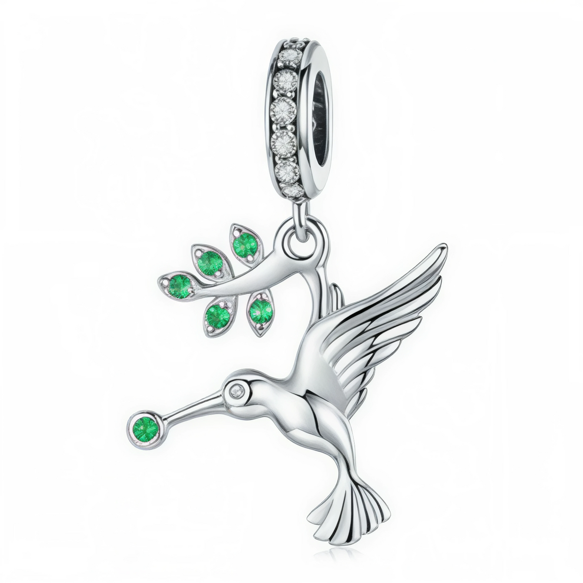 Ajoutez une touche de fraîcheur et de grâce à votre collection avec ce charm en forme d'oiseau, orné d'une pierre verte éclatante. Confectionné en argent sterling S925, ce charm allie élégance et qualité, mettant en valeur la beauté délicate de l'oiseau et la vivacité de la pierre verte.

Le design raffiné de l'oiseau, accentué par la pierre verte, apporte une touche de couleur et de sophistication à vos bracelets Pandora. Parfait pour ceux qui apprécient les motifs naturels et les détails précieux dans leu
