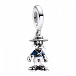 Embarquez pour l’aventure avec ce charm pendentif en argent 925 représentant Pluto debout, coiffé de son chapeau d’explorateur. Ce bijou finement travaillé capture la curiosité et la fidélité de ce compagnon fidèle de Mickey, parfait pour les fans de Disney qui aiment les accessoires originaux et pleins de caractère.