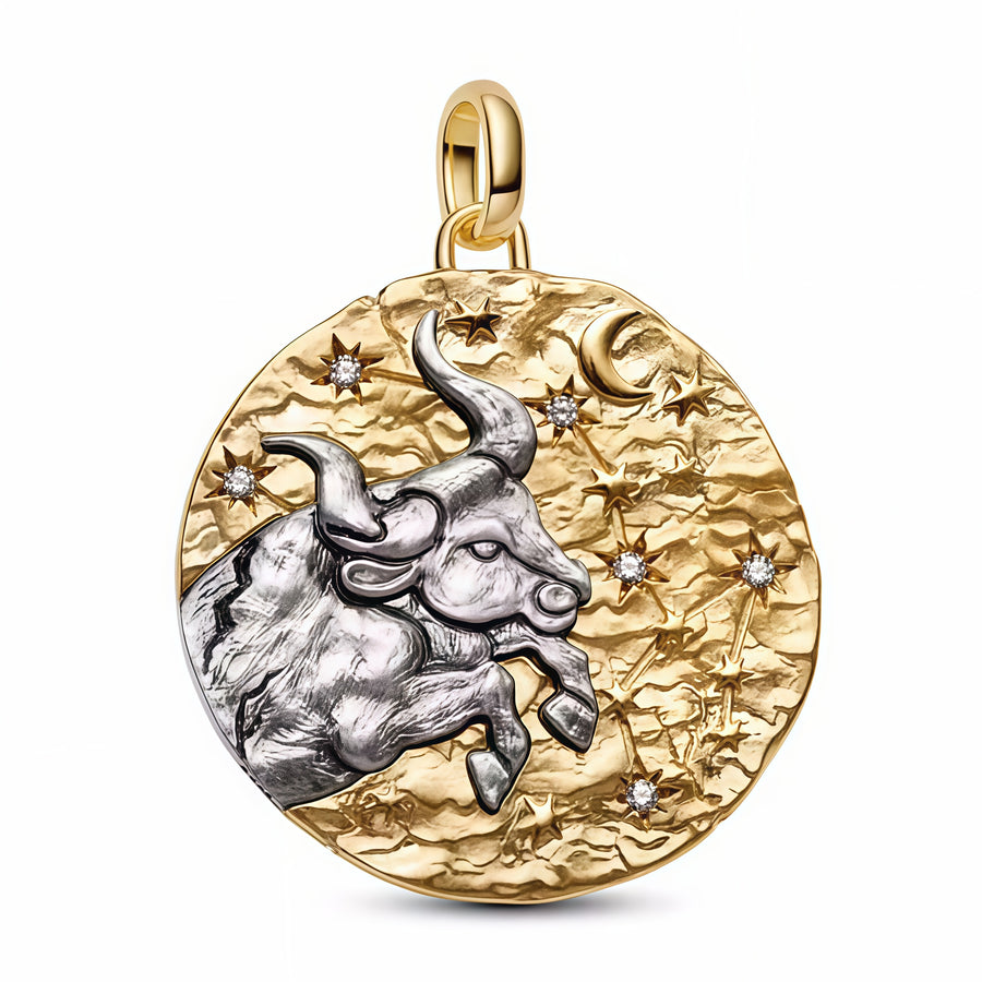 Charm pendentif inspiré du signe du Taureau, avec un design harmonieux et céleste. Idéal pour représenter la stabilité et la force intérieure.
Sa finition bicolore lui confère un style élégant et mystique, parfait pour exprimer votre personnalité.


Caractéristiques :

- Matière : Argent 925 (finition bicolore dorée).
- Design : Constellation du Taureau avec détails en relief.
- Style : Astrologique, doux et élégant.
- Symbolique : Stabilité, patience, sensualité.
- Compatibilité : Charm pendentif compatibl