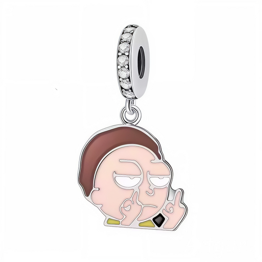 Affichez votre côté rebelle avec ce charm pendentif en argent 925, représentant Morty dans sa posture la plus emblématique et provocante, offrant un doigt d'honneur dans toute sa naïveté et son exaspération. Ce bijou audacieux capture l'humour absurde de Rick et Morty, tout en immortalisant le côté vulnérable et souvent contrarié de Morty face aux aventures interdimensionnelles. Un clin d'œil parfait pour les fans qui aiment l'humour noir de la série.